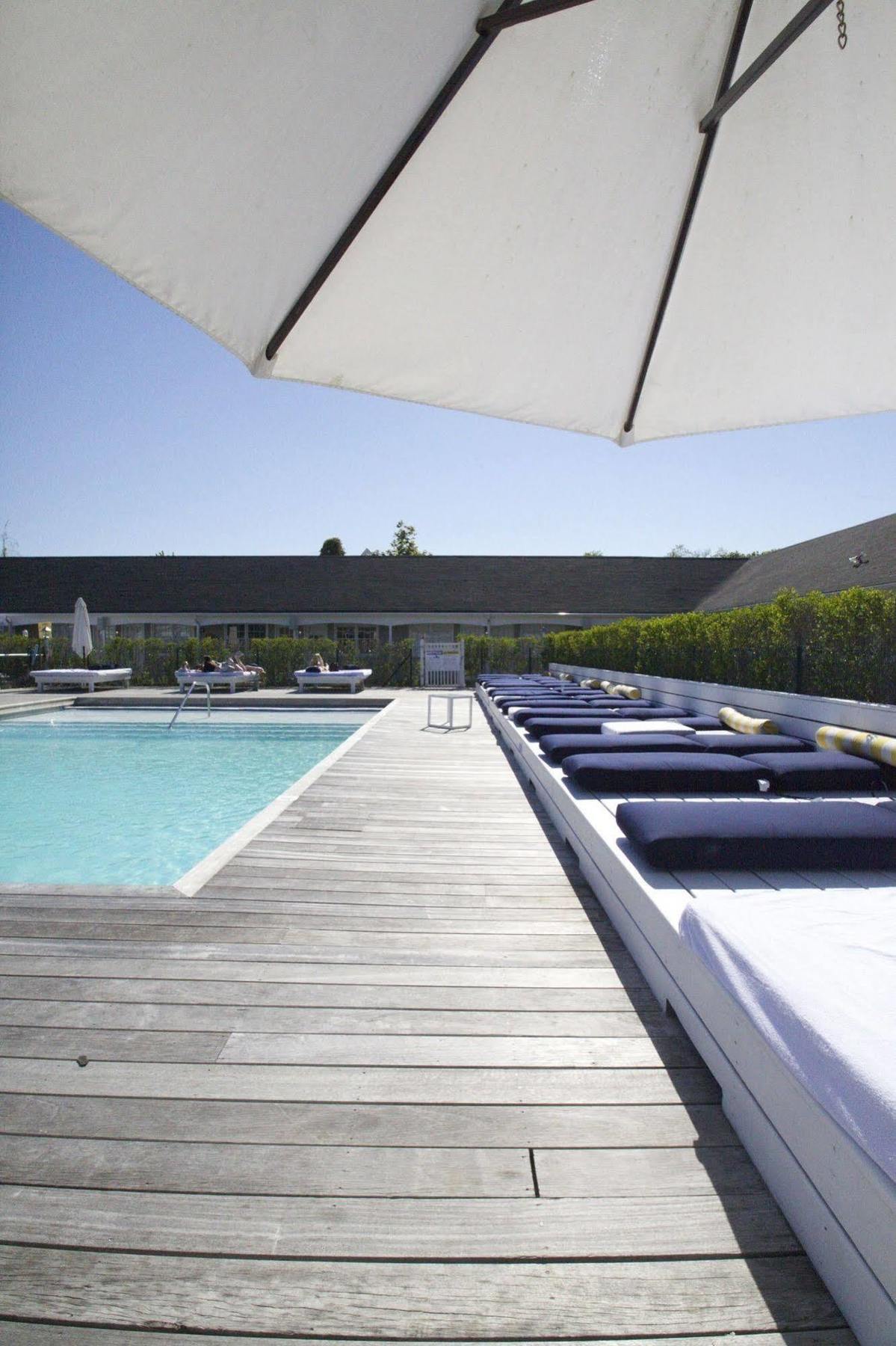 Capri Southampton Hotel Exterior photo